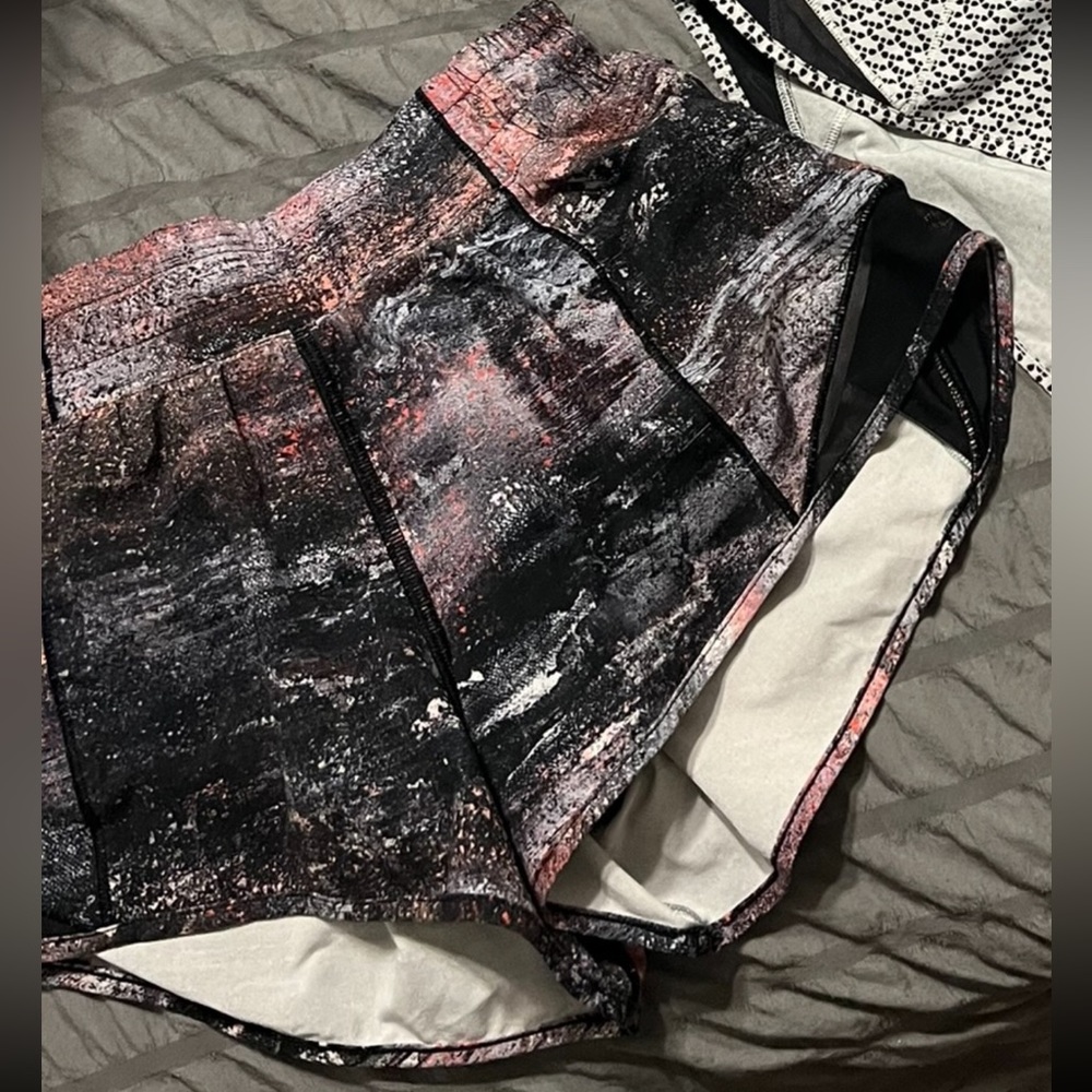 Size 4 Lulu shorts